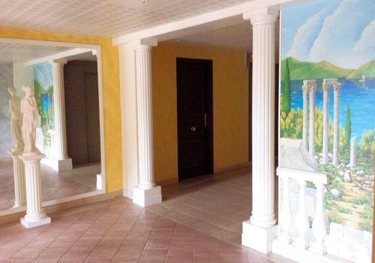 Appartement 2 Pieces Cosy Classe 3 Etoiles Climatise Fréjus Kültér fotó